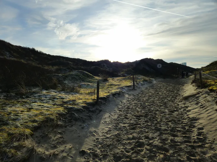 Oostnieuwkerke duinen wandeling in de koude (België)